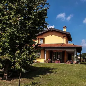 Camelia Brunello
